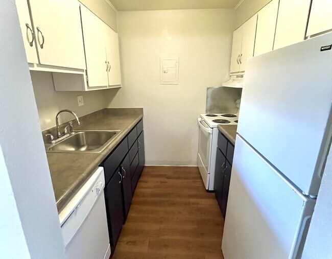 Foto del edificio - 7549 N Pecos St
