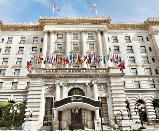 Fairmont Hotel - 950 Pine St
