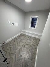 Building Photo - 859 S 16th St