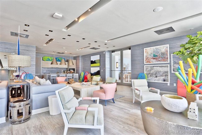 Foto del edificio - 2900 NE 7th Ave