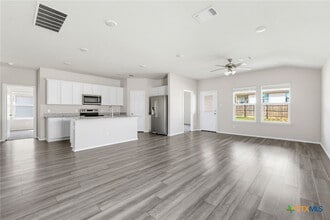 Building Photo - 8806 Brahma Plns Rd