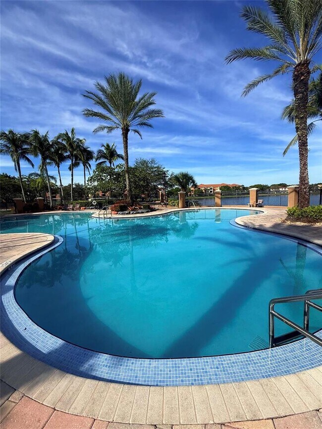 Foto del edificio - 4404 SW 160th Ave