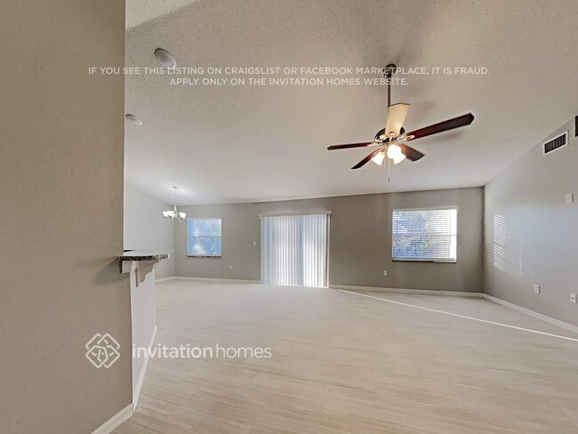 Foto del edificio - 616 Parsons Reserve Ct