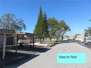 Building Photo - 2229 Pinewood Villas Dr