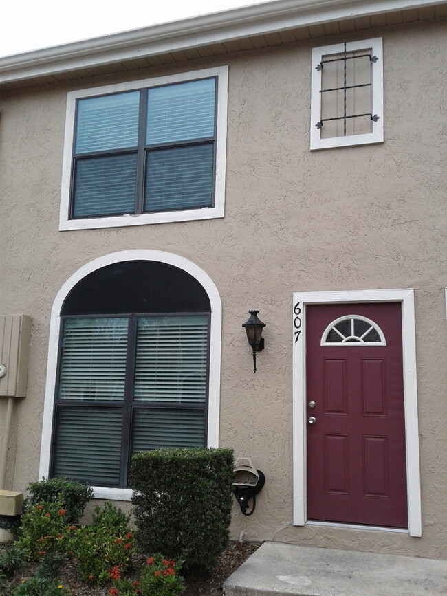 2/2.5 WINTER SPRINGS - 2/2.5 WINTER SPRINGS Townhome