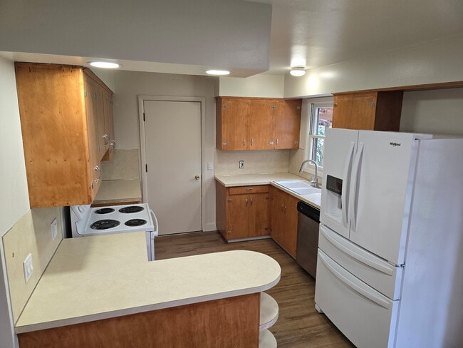 Foto del edificio - 11824 NE Stanton St