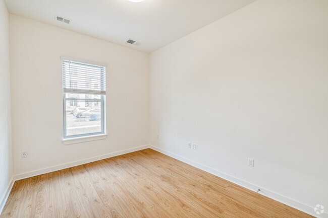 2BR, 2BA -934SF - Primary Bedroom - Hickory Hope