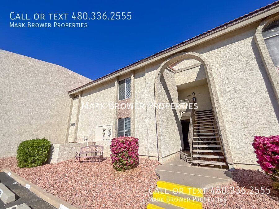 Foto principal - 10610 S 48th St