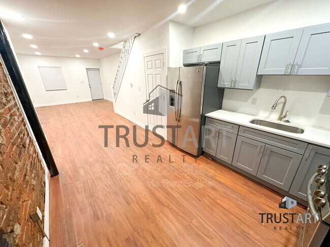 Foto del edificio - 5013 Parrish St