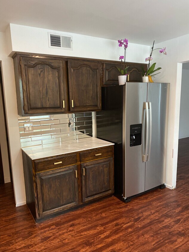 40 Convent Rd Unit 1, Syosset, NY 11791 Apartments in Syosset, NY