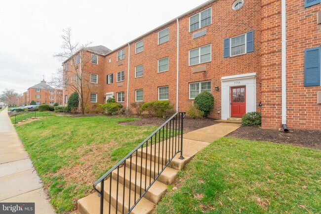 Foto del edificio - 1718 W Abingdon Dr