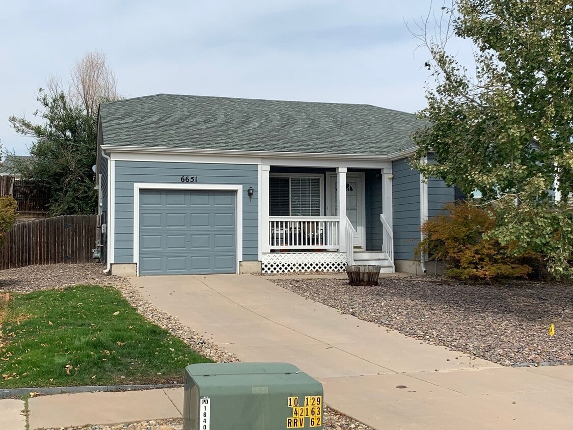 Foto principal - Open floorplan in Stetson Hills Rancher!