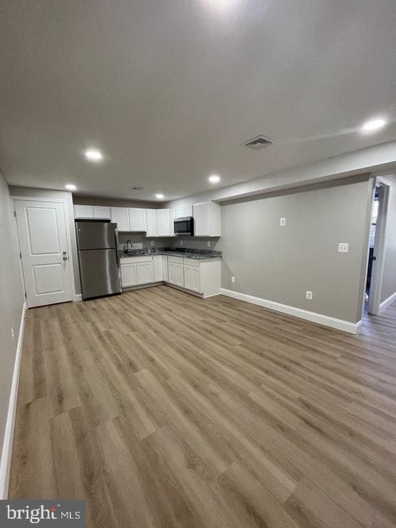 Building Photo - 400 Granville Dr