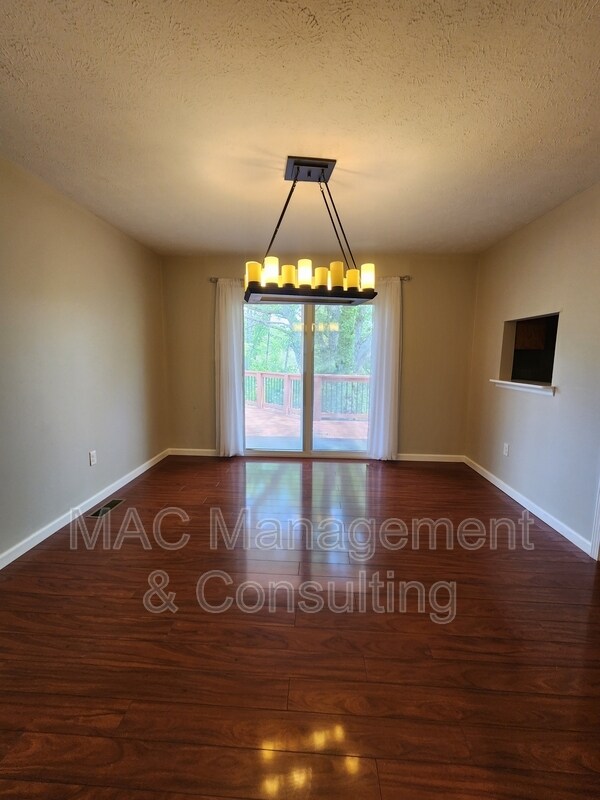 Foto del edificio - 1606 Brookdale Ave