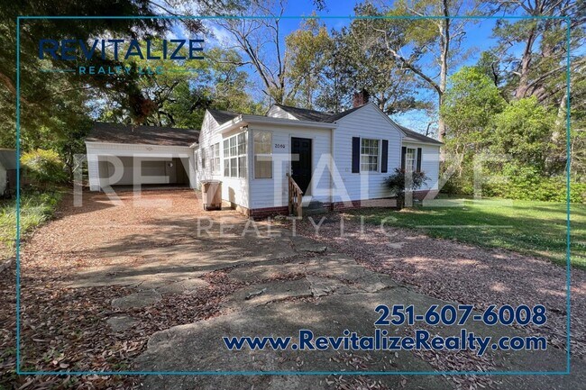 Foto del edificio - Charming Completely Renovated 4 Bedroom 2 ...