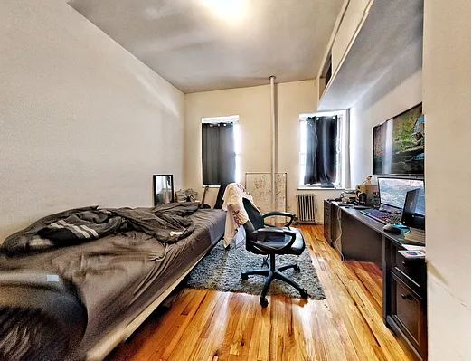 Foto del edificio - 322 Second Ave