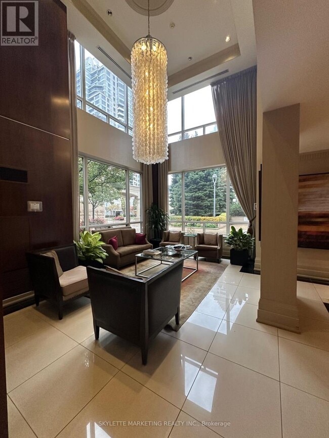 Building Photo - 8 Rean Dr