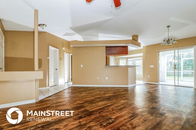 Foto del edificio - 3191 Deltona Blvd