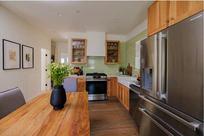 Foto del edificio - 3649 Cazador St