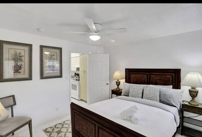 Foto del edificio - 820 NE 16th Ave