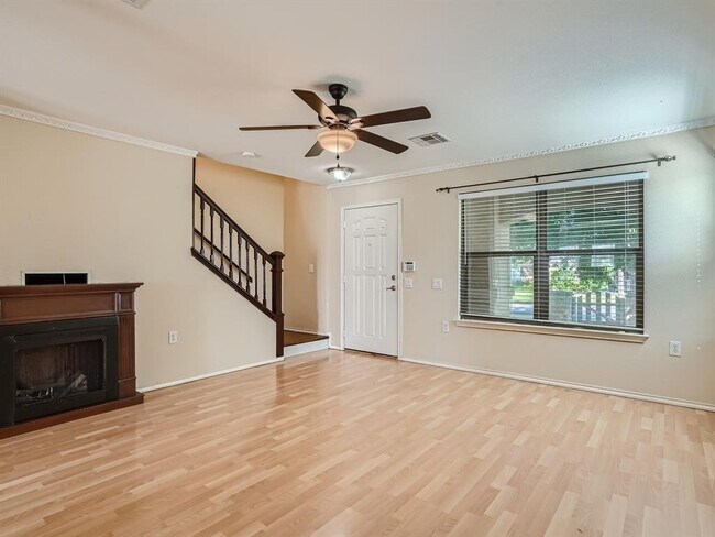 Foto del edificio - 4601 Nuckols Crossing Rd