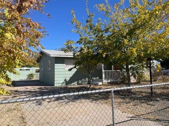 Building Photo - 3711 E Robin Ln
