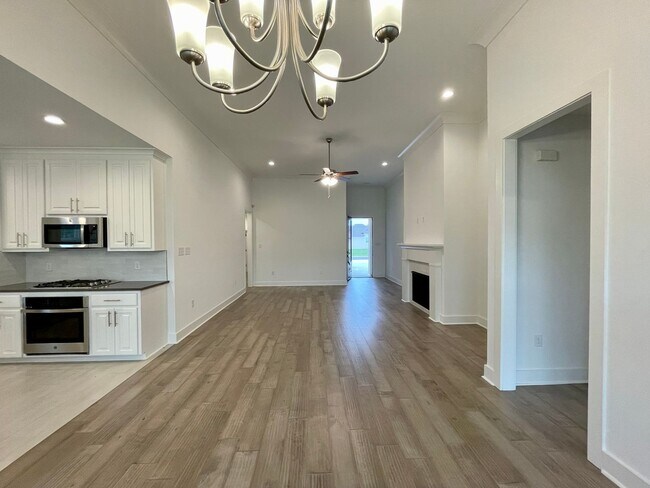 Foto del edificio - 14030 Trailhead Dr
