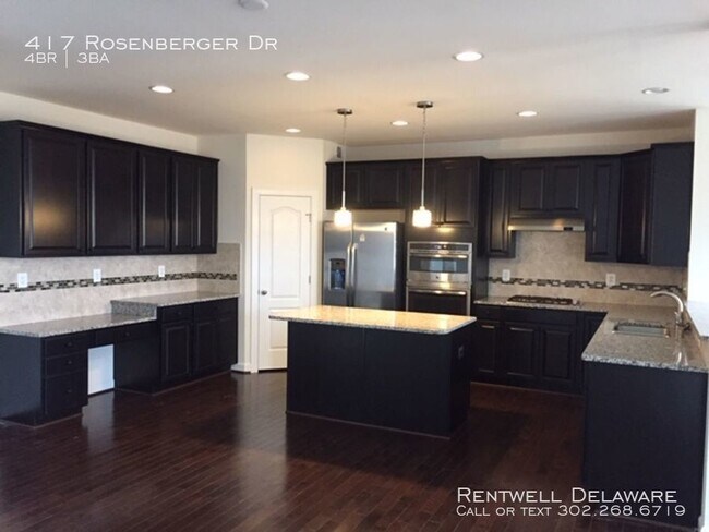 Foto del edificio - 417 Rosenberger Dr