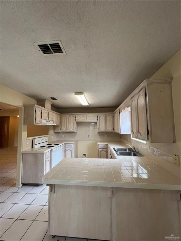 Building Photo - 3604 N 39th St