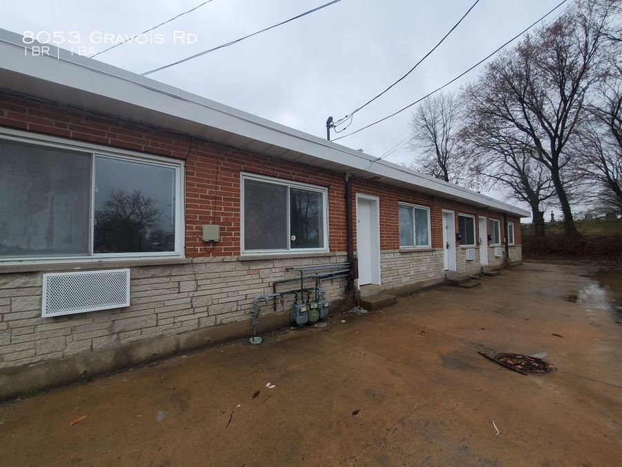 Primary Photo - 8053 Gravois Rd