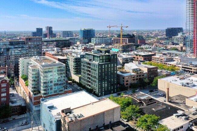 Foto aérea - 900 W Washington Blvd