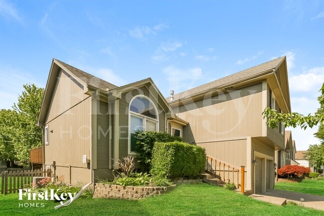 Foto del edificio - 17235 W 156th Terrace