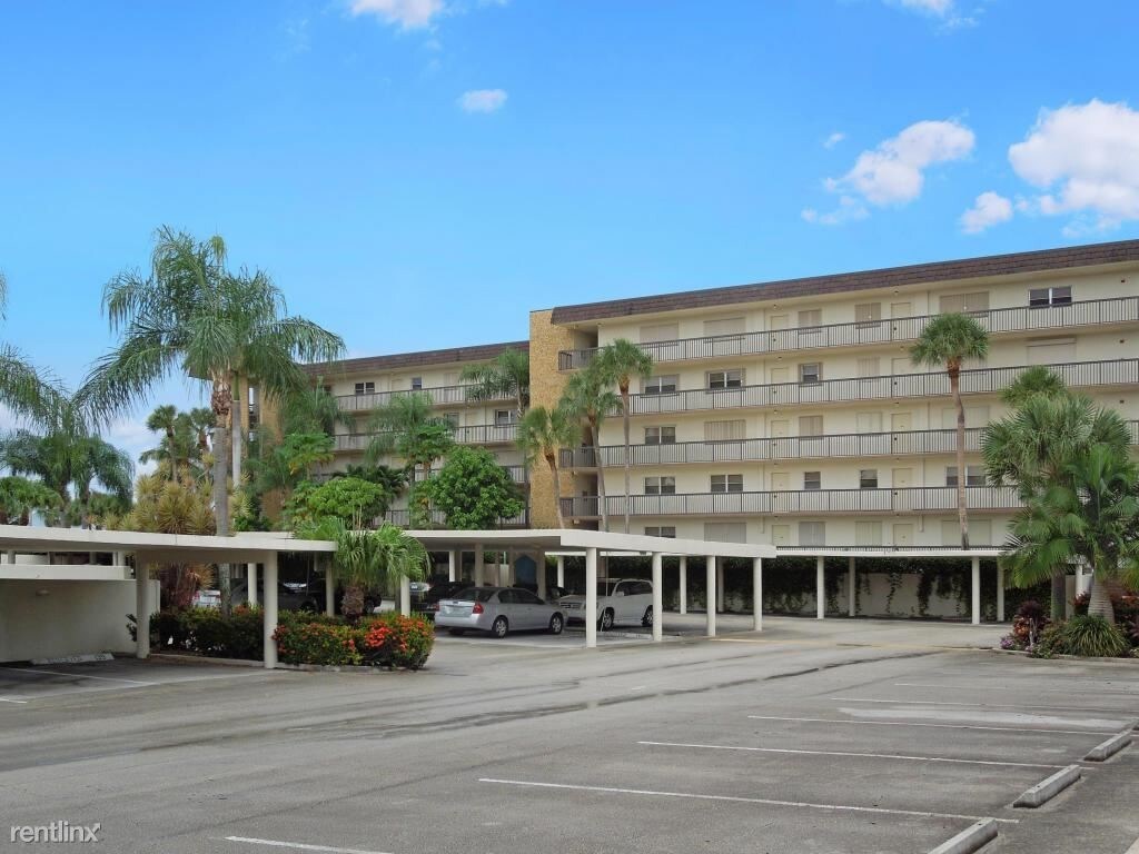 Foto principal - 555 NW 4th Ave