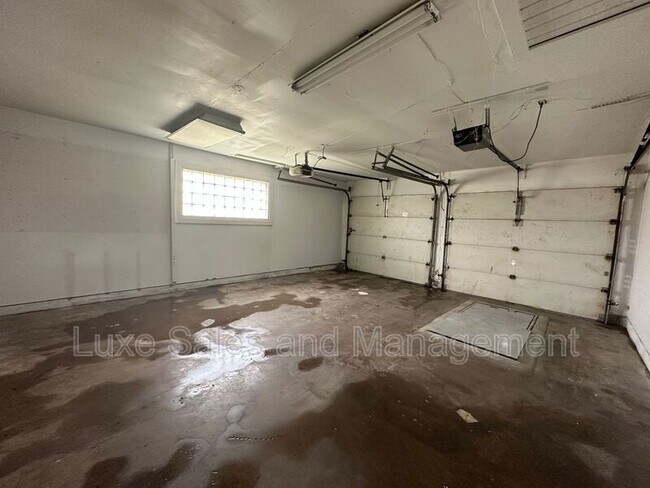 Building Photo - 1300 NW 103rd St