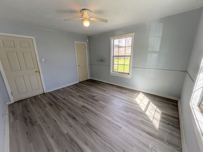 Building Photo - 2430 Primrose St
