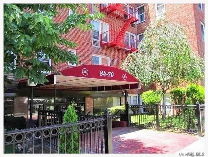 Primary Photo - 84-70 129th St