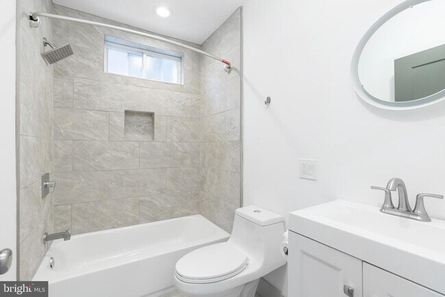 Foto del edificio - 1735 N 32nd St