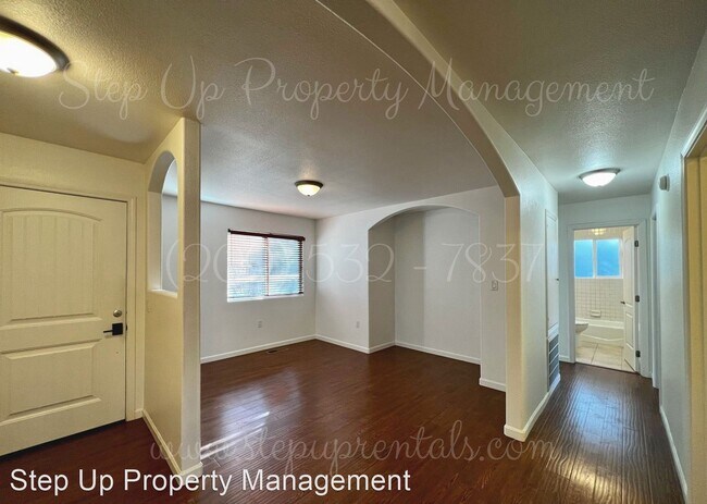 Foto del edificio - 4 br, 3 bath House - 108 Mccormick