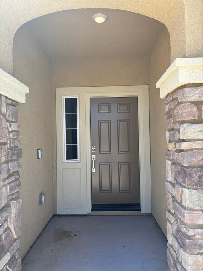 Foto del edificio - 13166 Sierra Blanca Wy