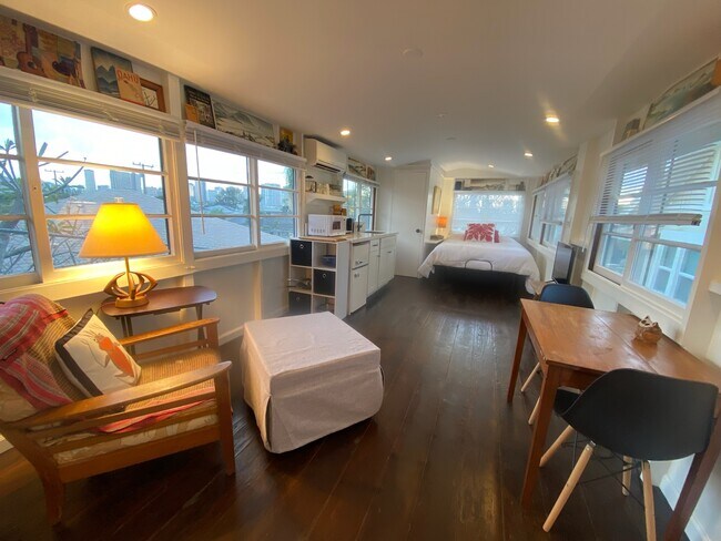 Foto del edificio - 2114 Wilder Ave
