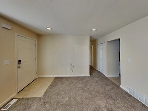 Building Photo - 5321 Xanadu St