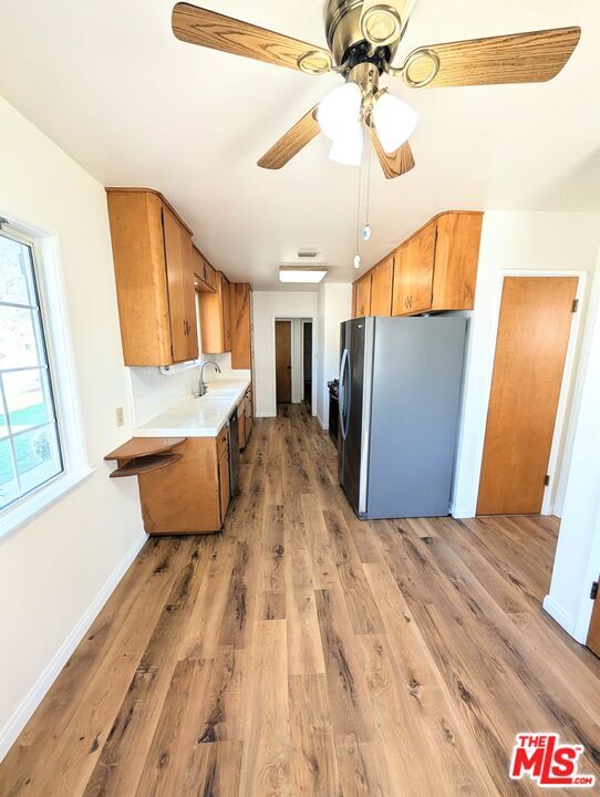 Building Photo - 324 E Benbow St