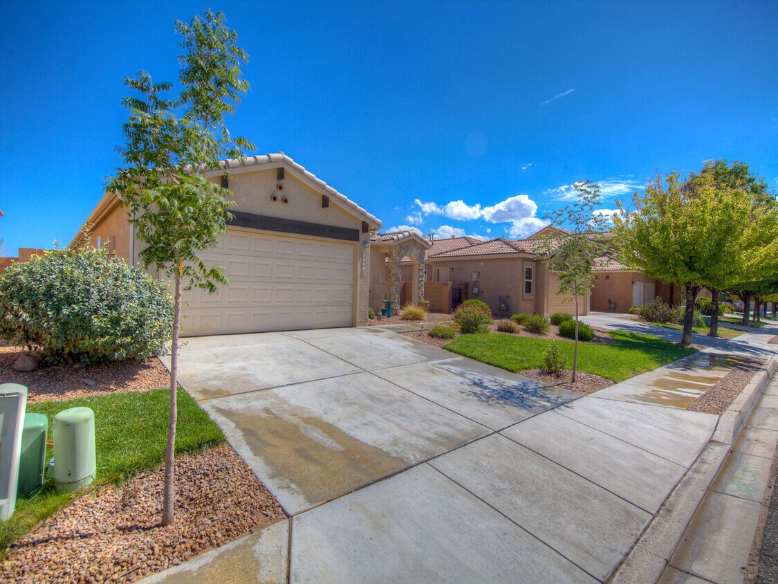 1224 La Fonda St, Bernalillo, NM 87004 House Rental in Bernalillo, NM