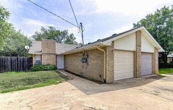 Building Photo - 3603 Rocky Hollow Trail