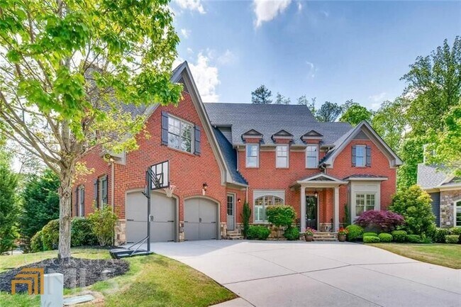 Building Photo - 1481 Valley View Manor