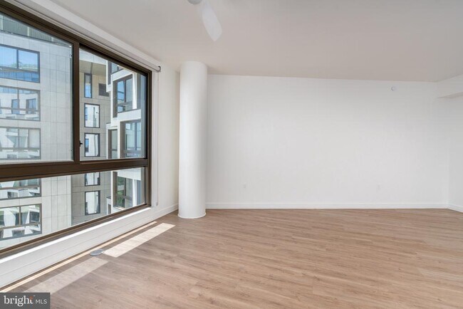 Foto del edificio - 1630 Columbia Rd NW