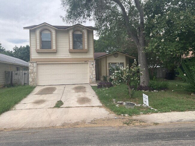 Foto del edificio - Large beautiful home for rent