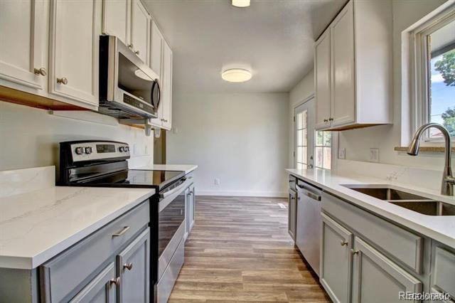 Foto del edificio - 8418 Ames St