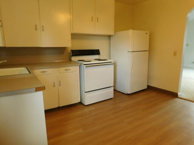 Foto del edificio - 2Bd/1Ba Single Story House - Available Soon!