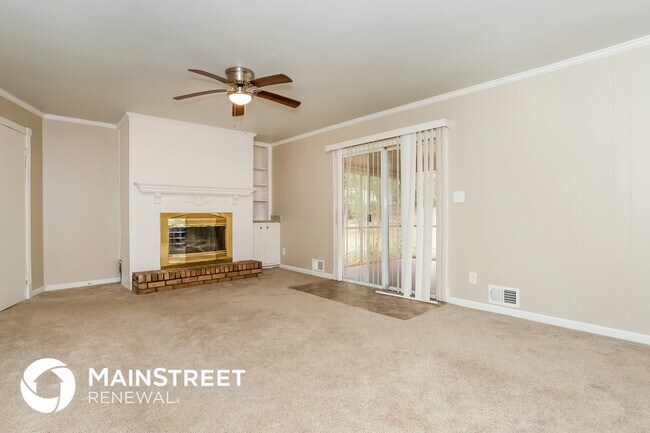 Building Photo - 1354 Pendley Dr